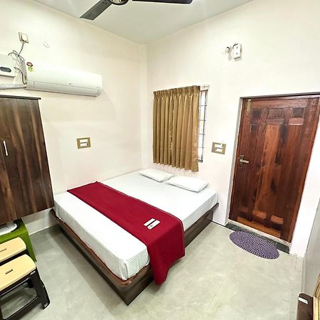 Om Lingeswaran Home Stay Tiruvannāmalai Екстериор снимка