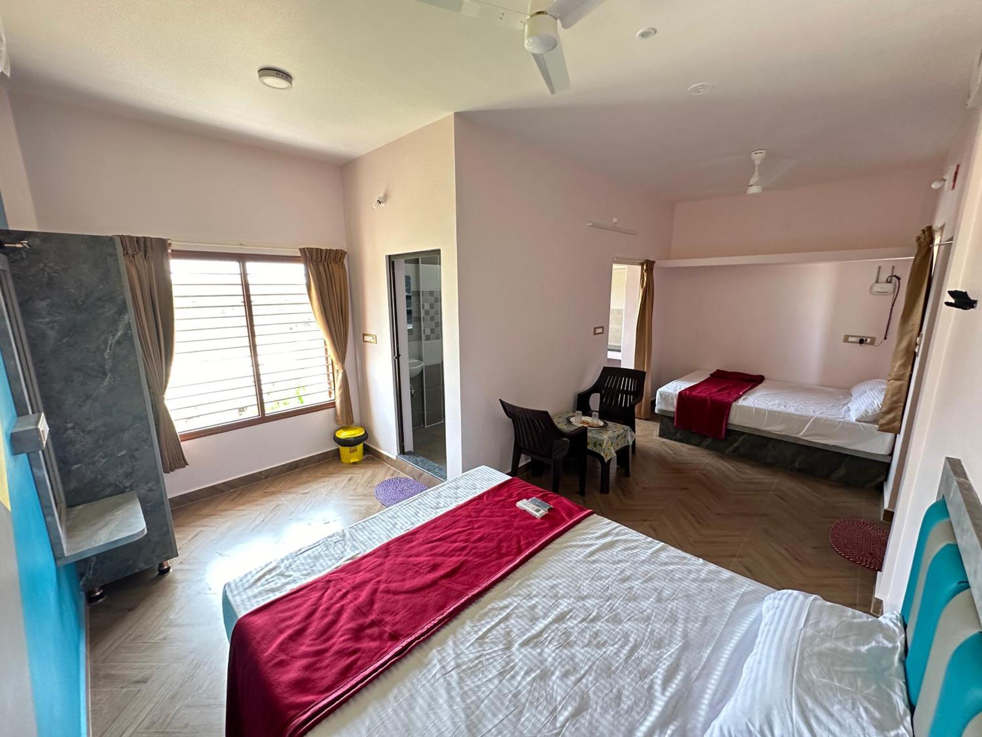 Om Lingeswaran Home Stay Tiruvannāmalai Екстериор снимка