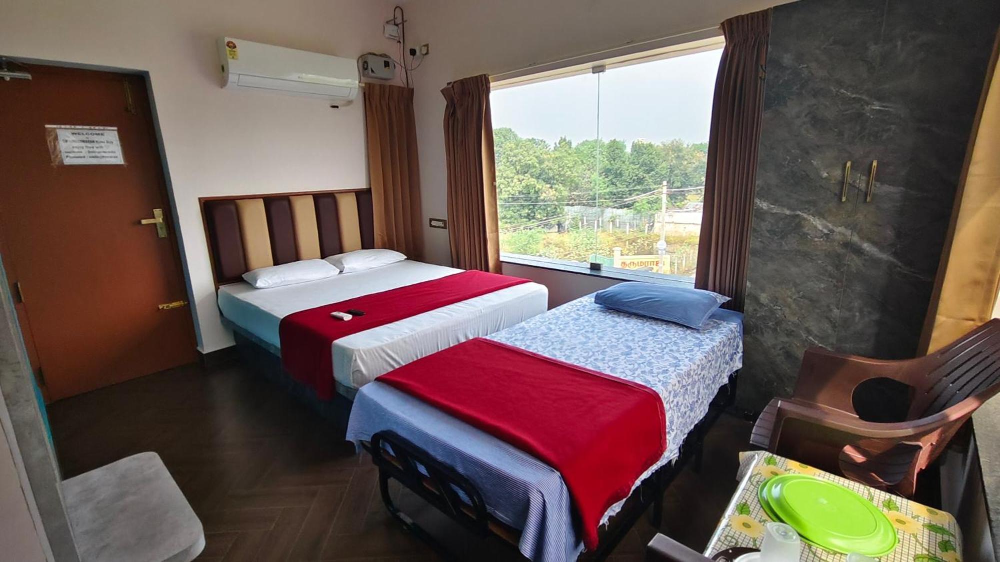 Om Lingeswaran Home Stay Tiruvannāmalai Екстериор снимка
