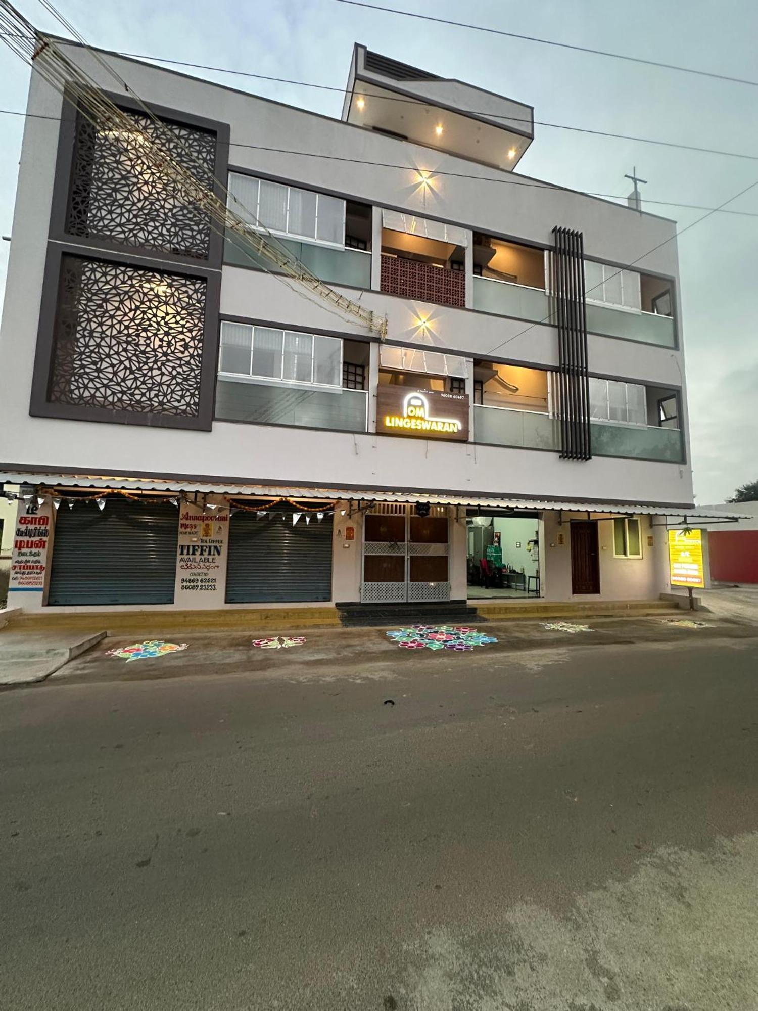Om Lingeswaran Home Stay Tiruvannāmalai Екстериор снимка